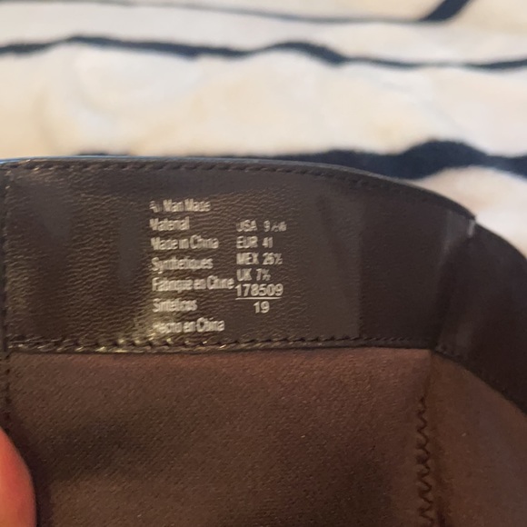 Brown chunky high heel boots Size: 9 1/2W - Picture 4 of 4